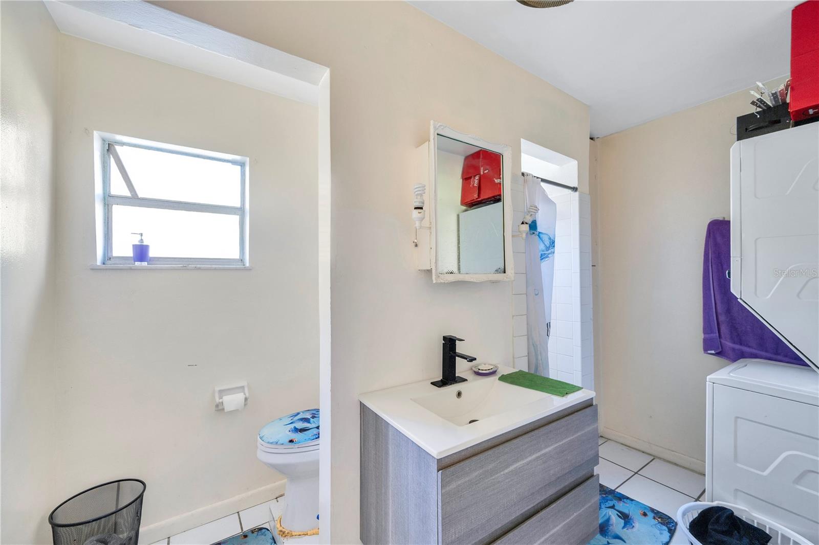 Image 19 of 34 For 2330 Wydine Drive