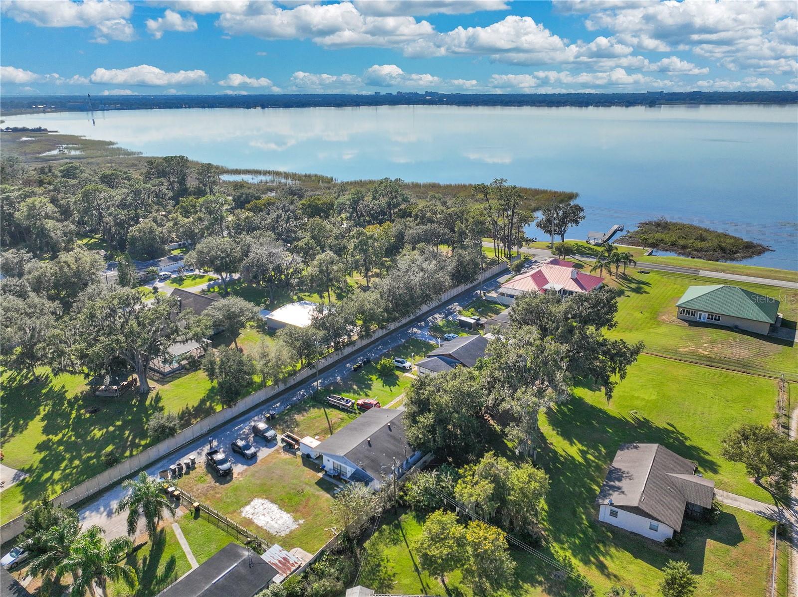 Image 29 of 34 For 2330 Wydine Drive