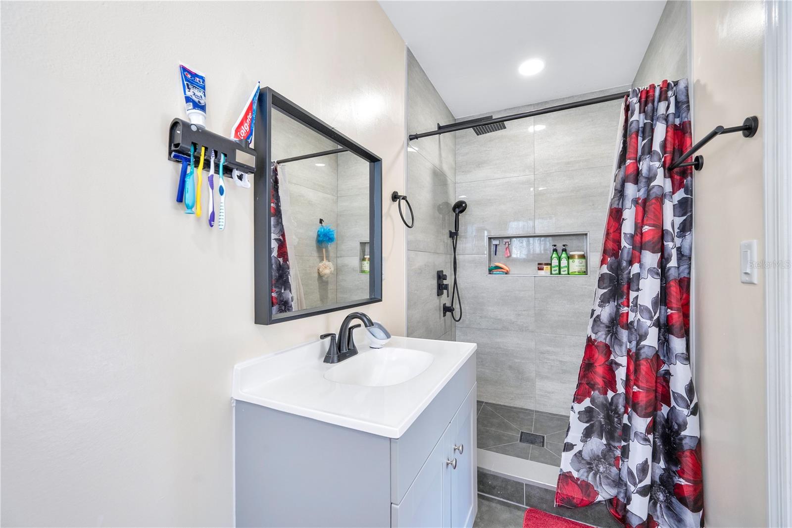 Image 5 of 34 For 2330 Wydine Drive