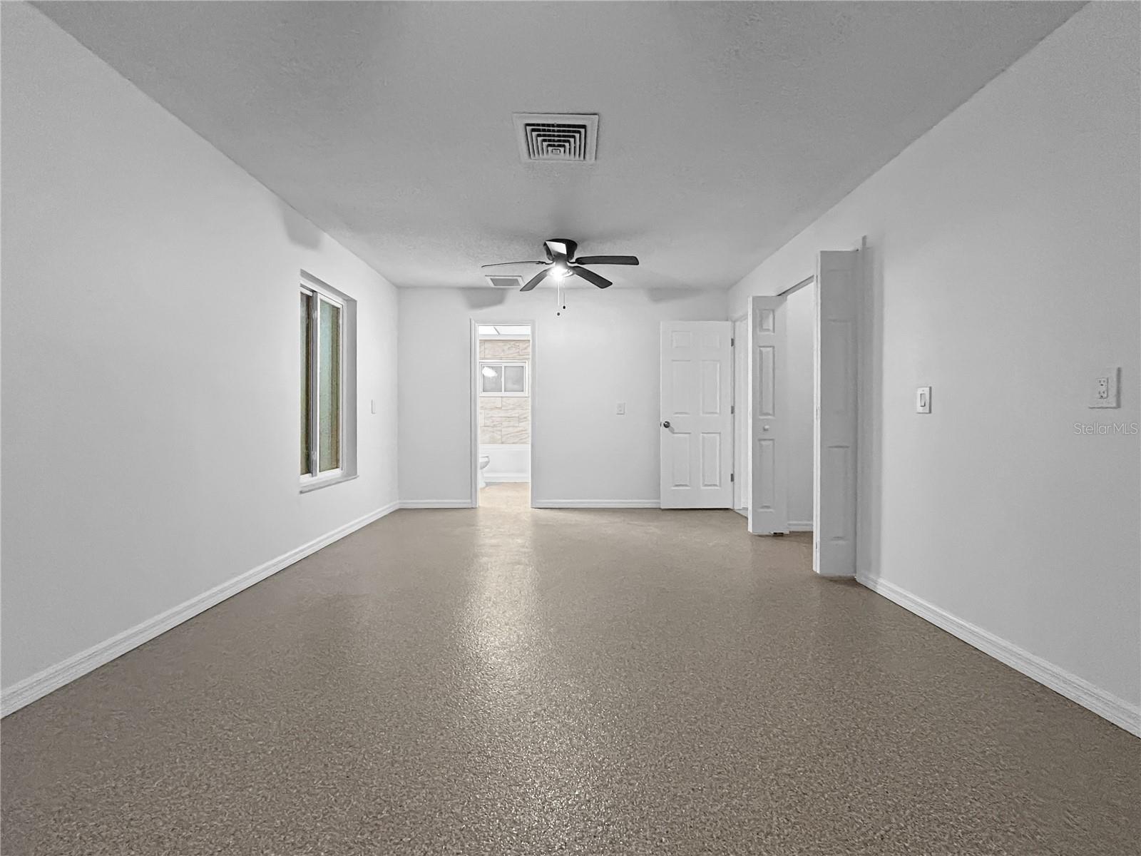 Image 13 of 34 For 16206 Sea Pines Drive