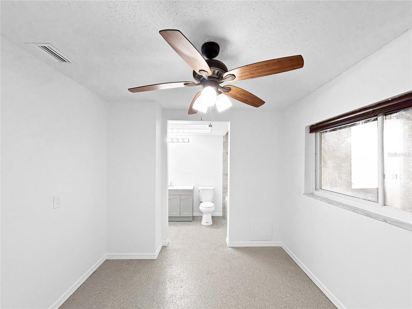 Image 17 of 34 For 16206 Sea Pines Drive