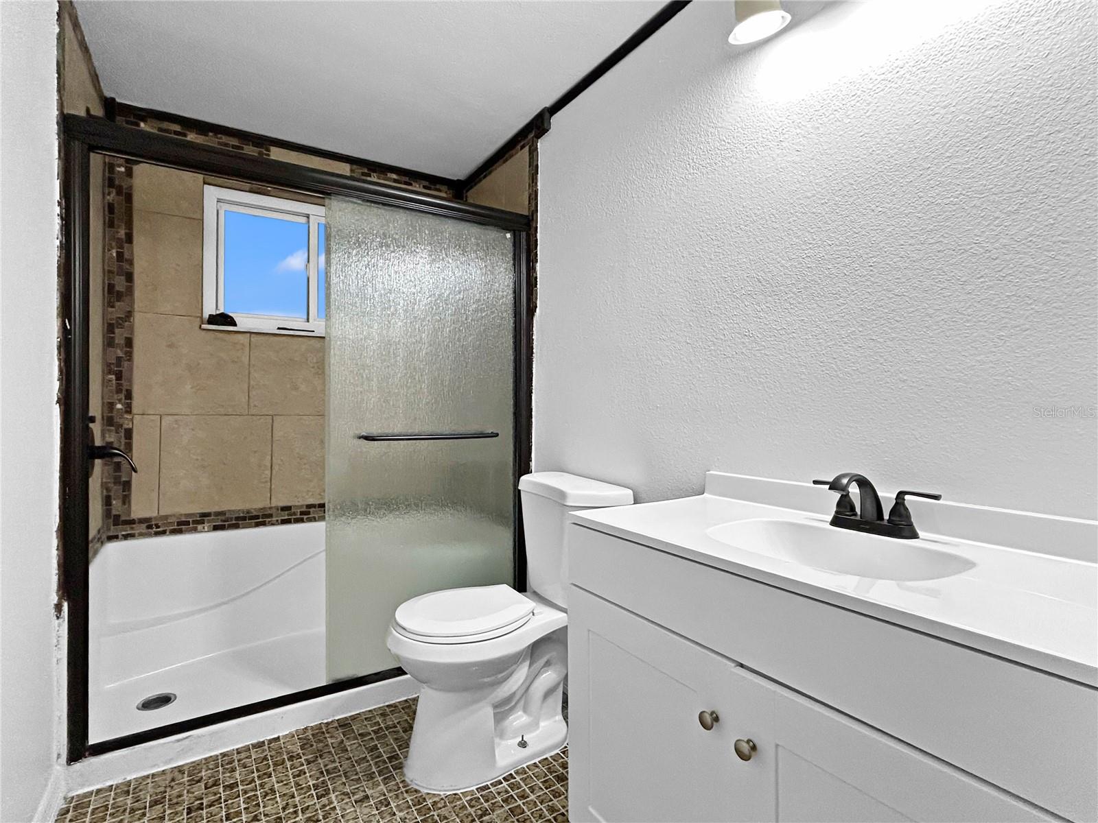 Image 22 of 34 For 16206 Sea Pines Drive