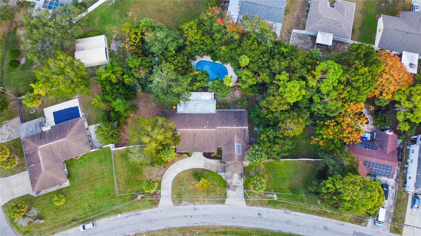 Image 32 of 34 For 16206 Sea Pines Drive