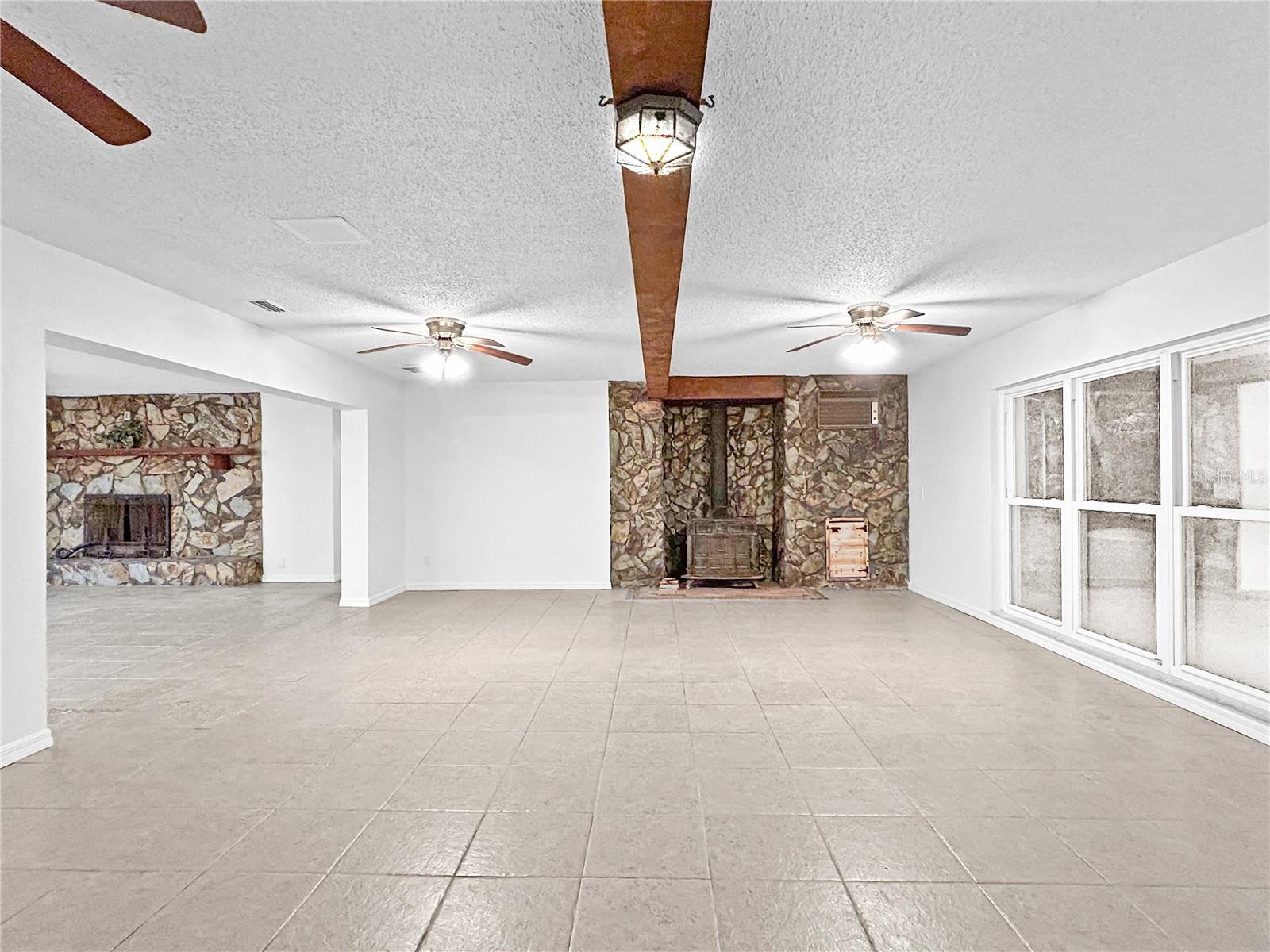 Image 4 of 34 For 16206 Sea Pines Drive