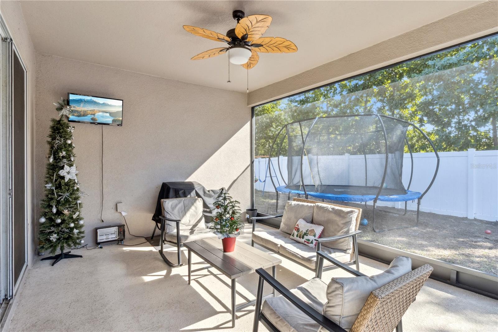 Image 16 of 21 For 2869 Cathy Boulevard