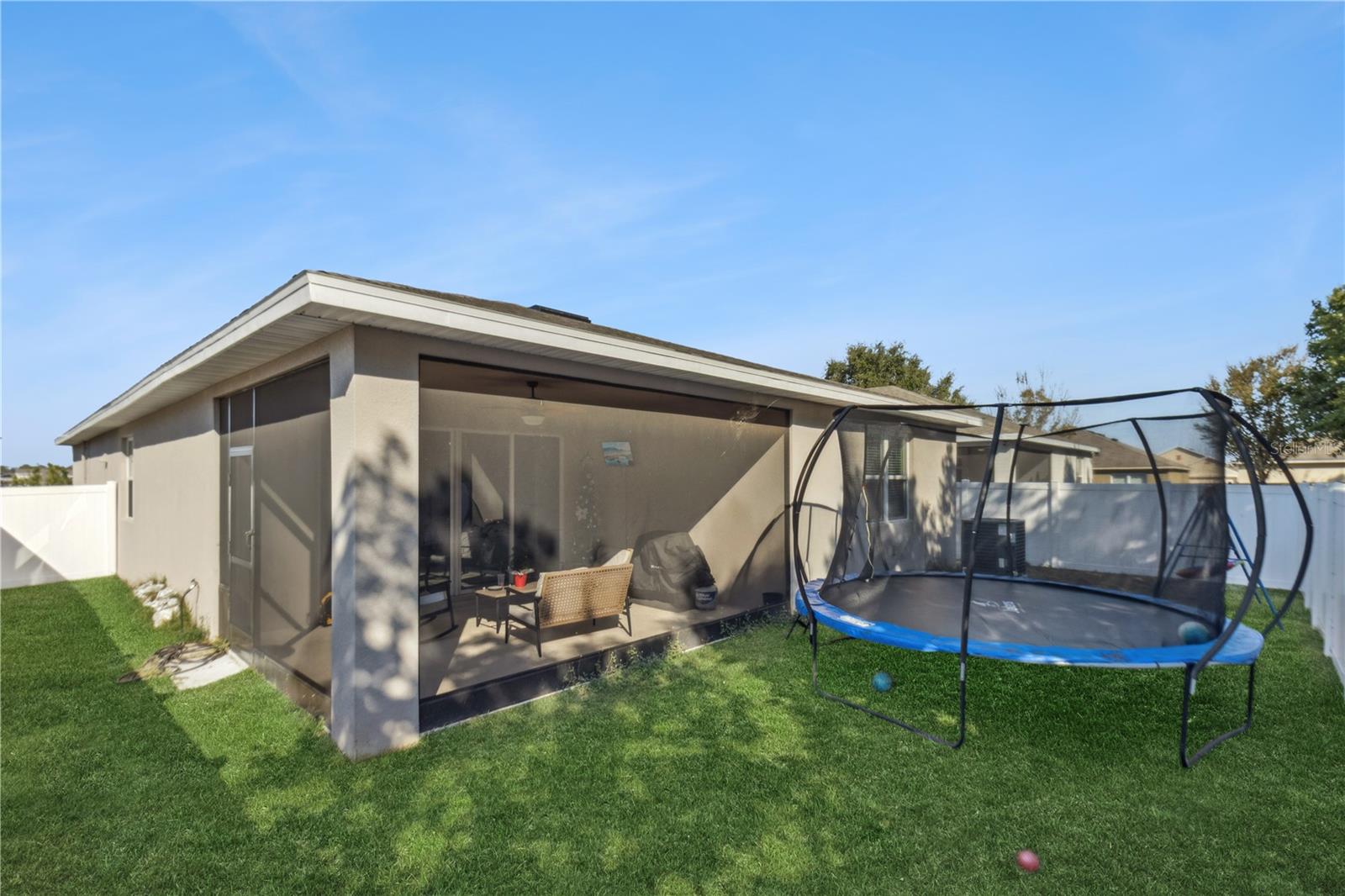 Image 18 of 21 For 2869 Cathy Boulevard