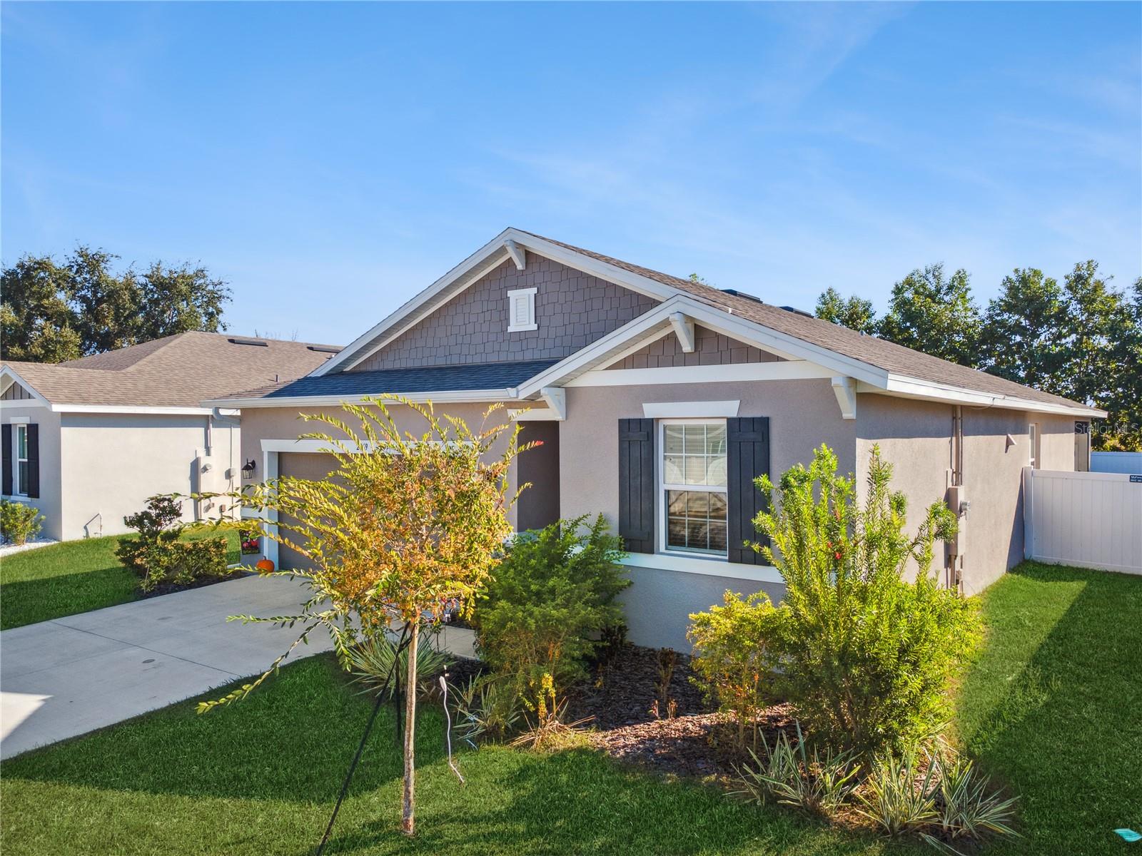 Image 2 of 21 For 2869 Cathy Boulevard