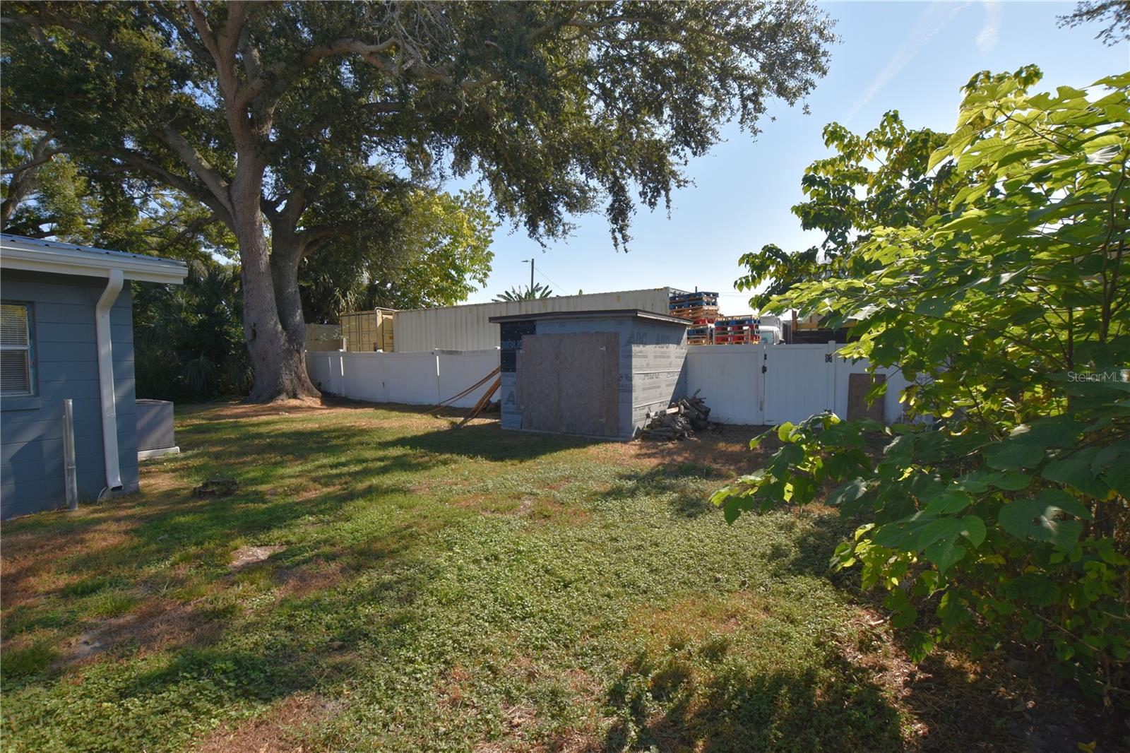 Image 36 of 38 For 118 Flamingo Drive