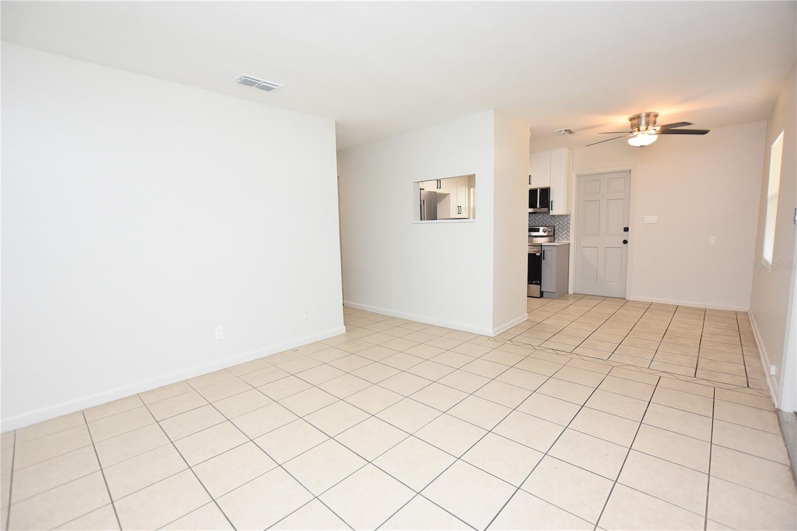 Image 5 of 35 For 118 Flamingo Drive