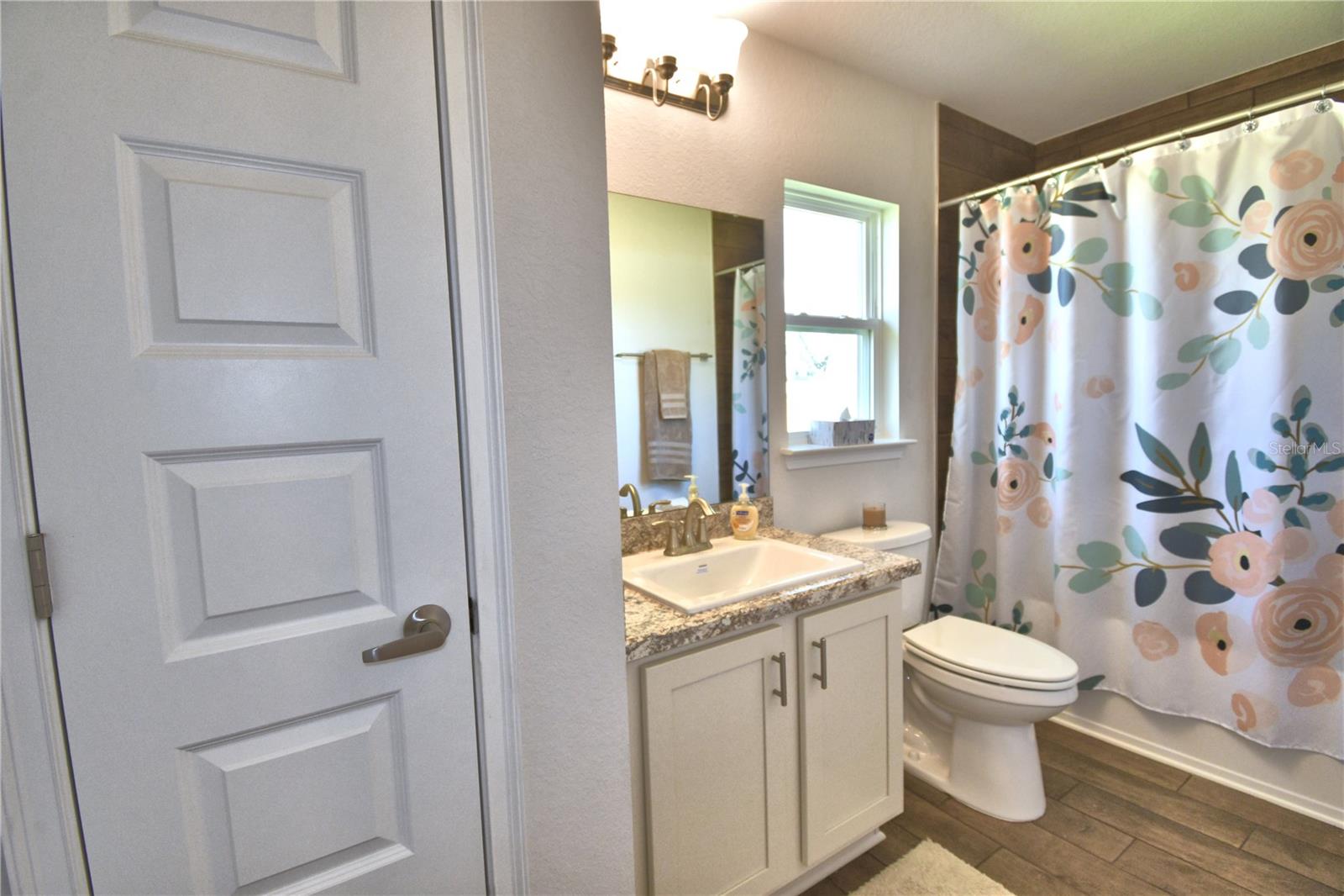 Image 31 of 59 For 241 Piave Street