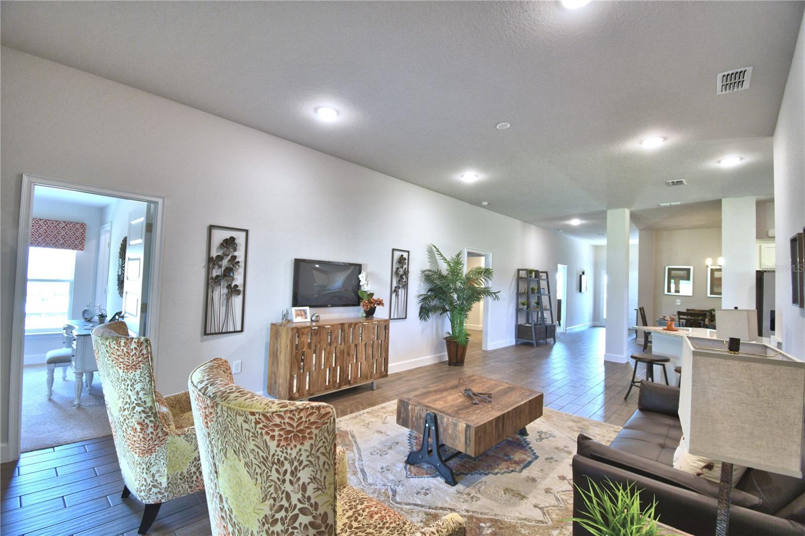 Image 36 of 59 For 241 Piave Street