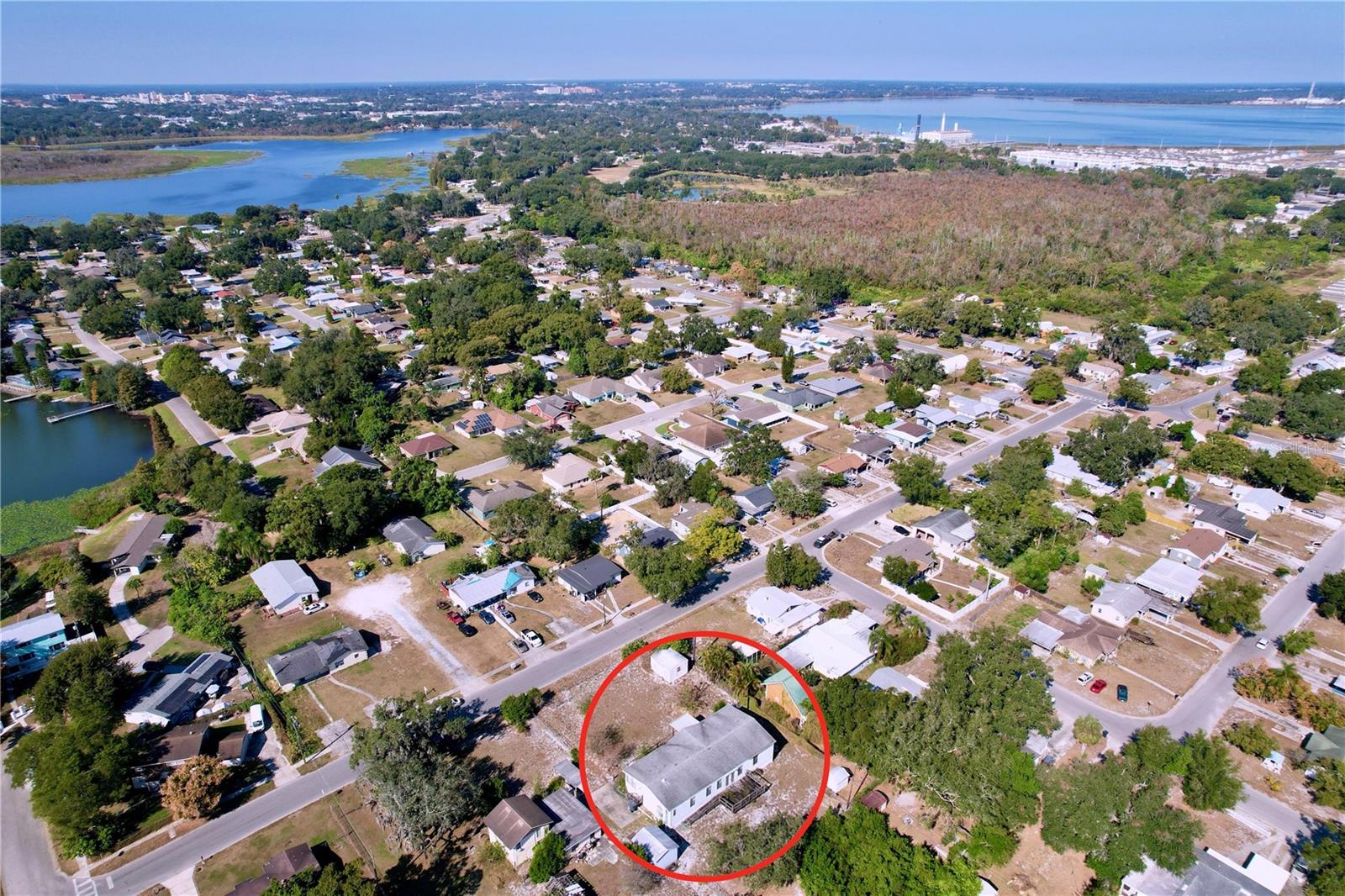 Image 14 of 60 For 608 Jamestown Avenue