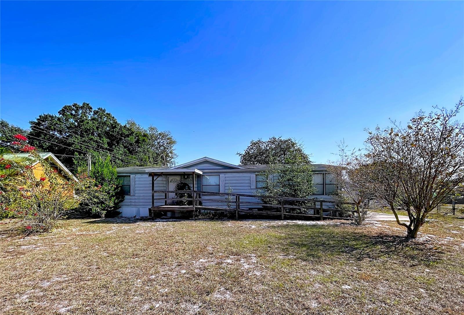 Image 20 of 60 For 608 Jamestown Avenue