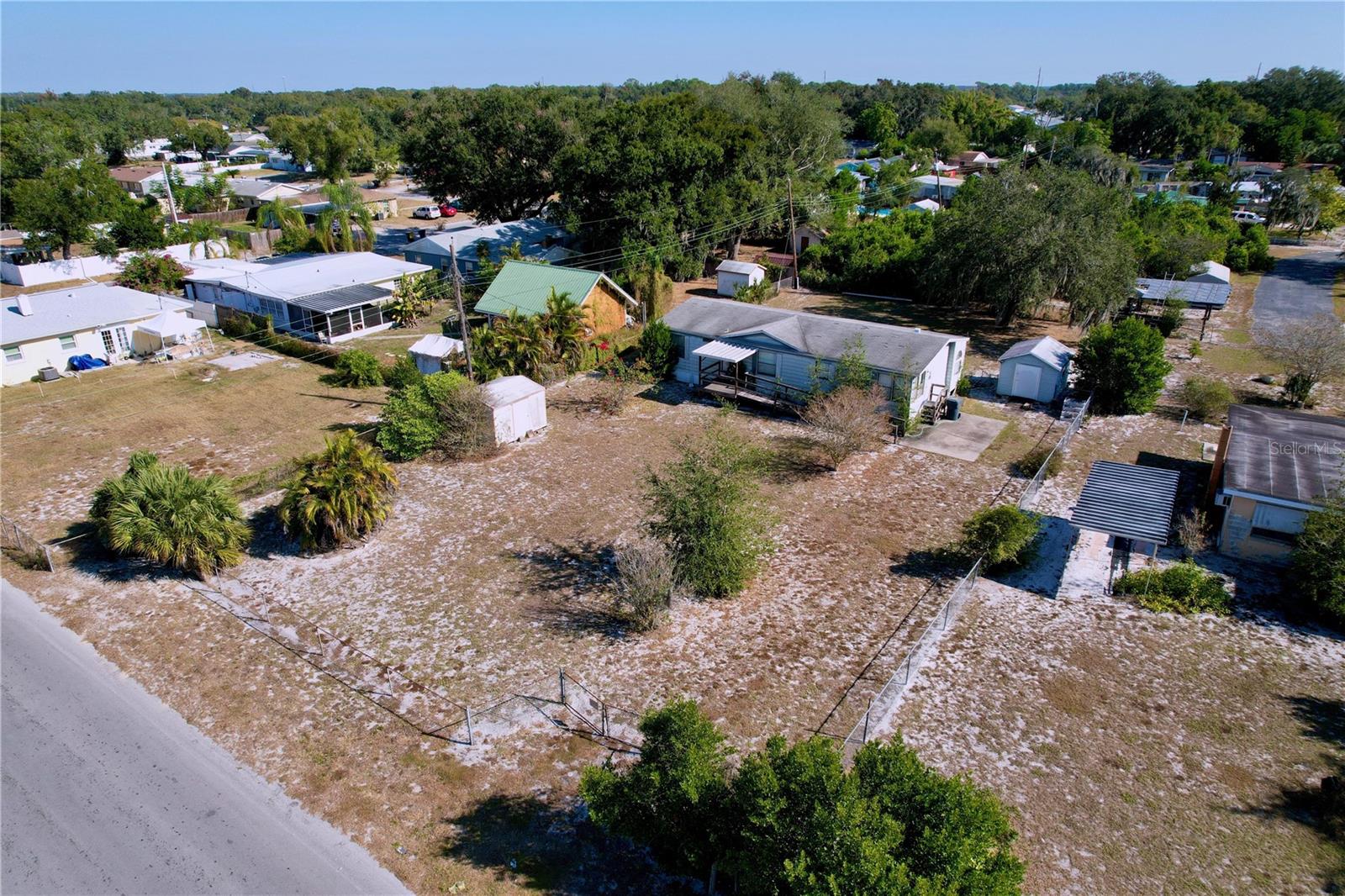 Image 27 of 60 For 608 Jamestown Avenue