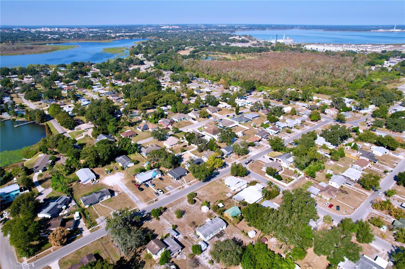 Image 34 of 60 For 608 Jamestown Avenue