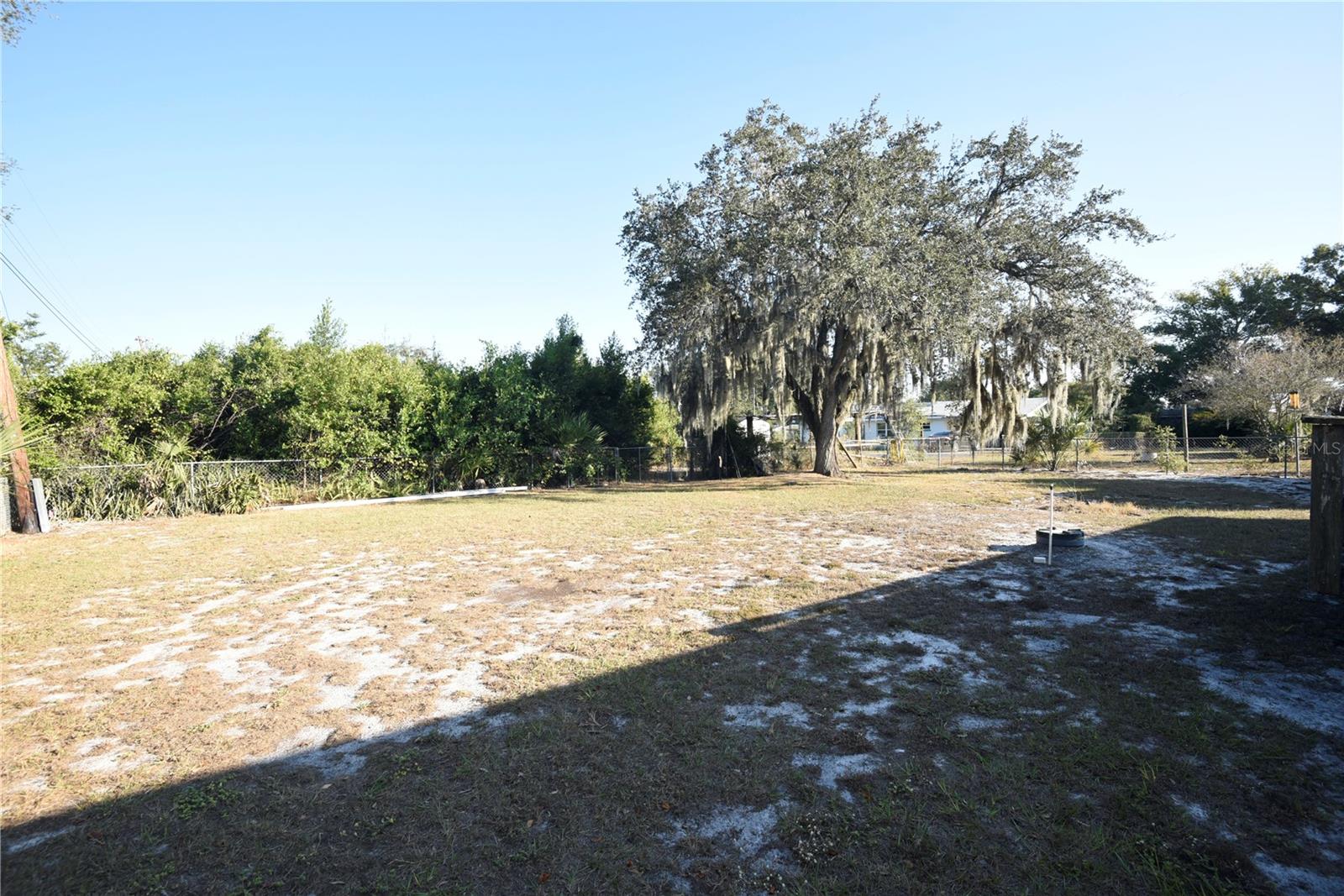 Image 38 of 60 For 608 Jamestown Avenue