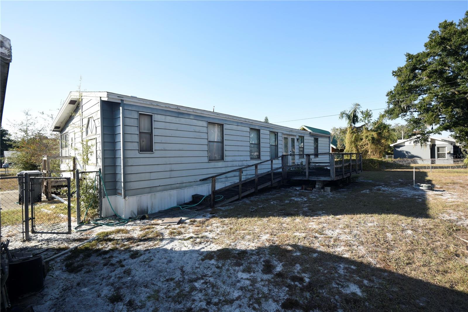 Image 39 of 60 For 608 Jamestown Avenue