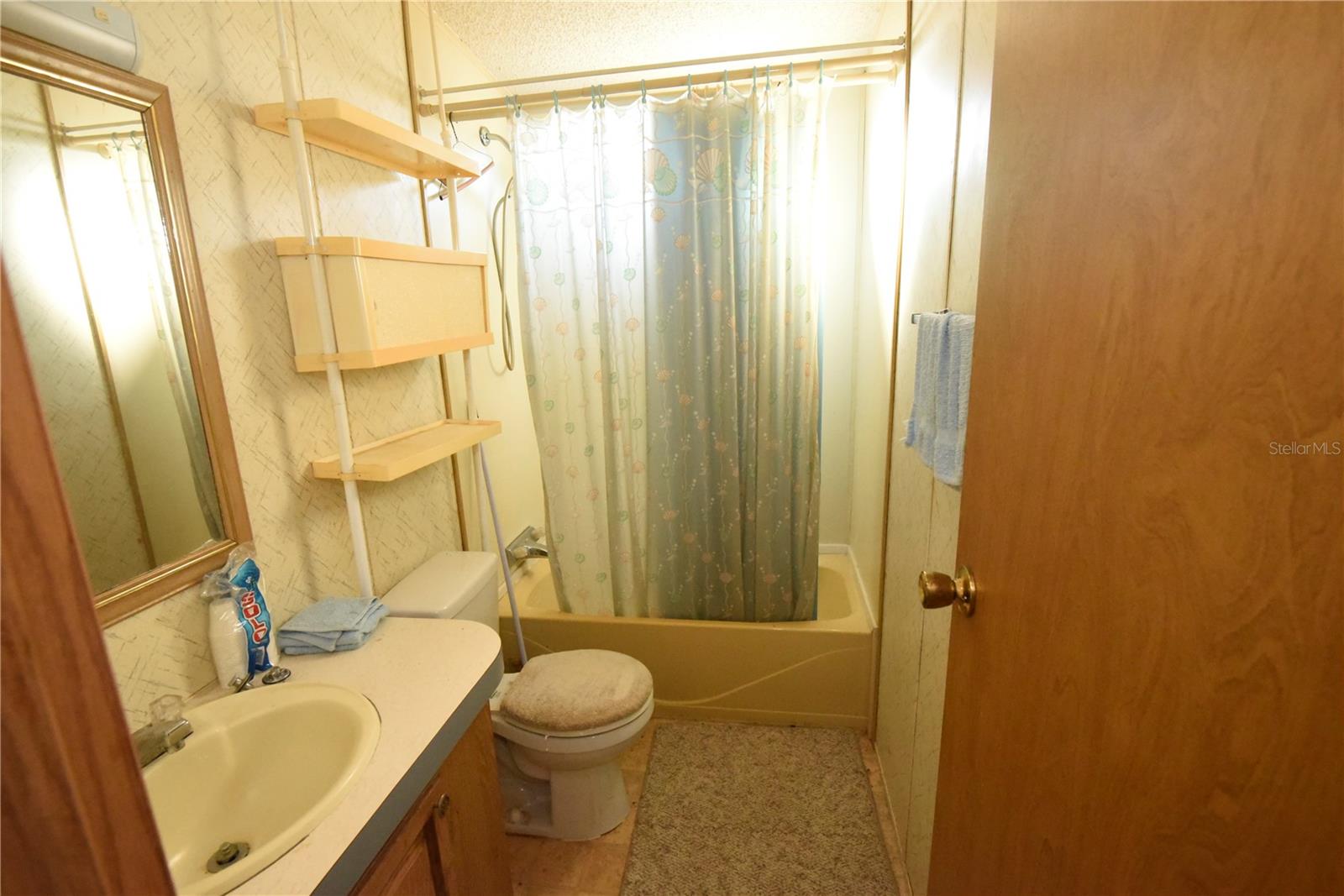 Image 48 of 60 For 608 Jamestown Avenue