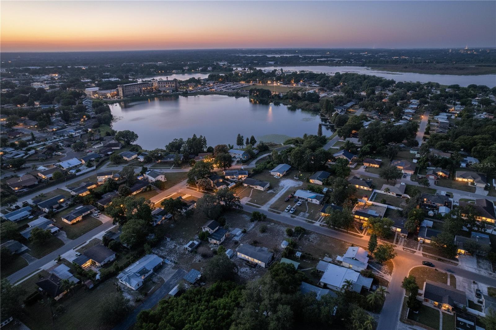 Image 50 of 60 For 608 Jamestown Avenue