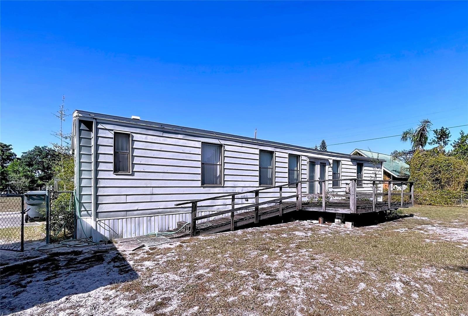 Image 51 of 60 For 608 Jamestown Avenue