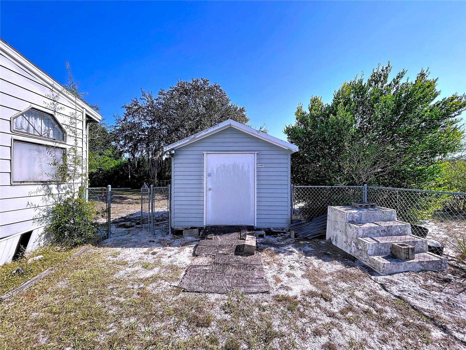 Image 52 of 60 For 608 Jamestown Avenue