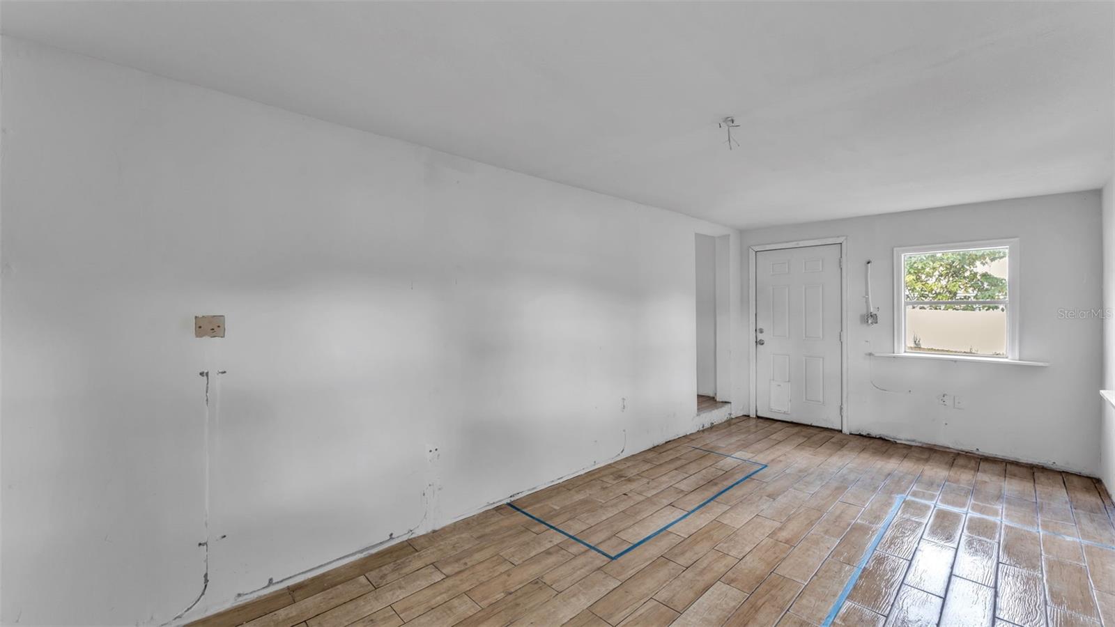 Image 22 of 38 For 606 3rd Street