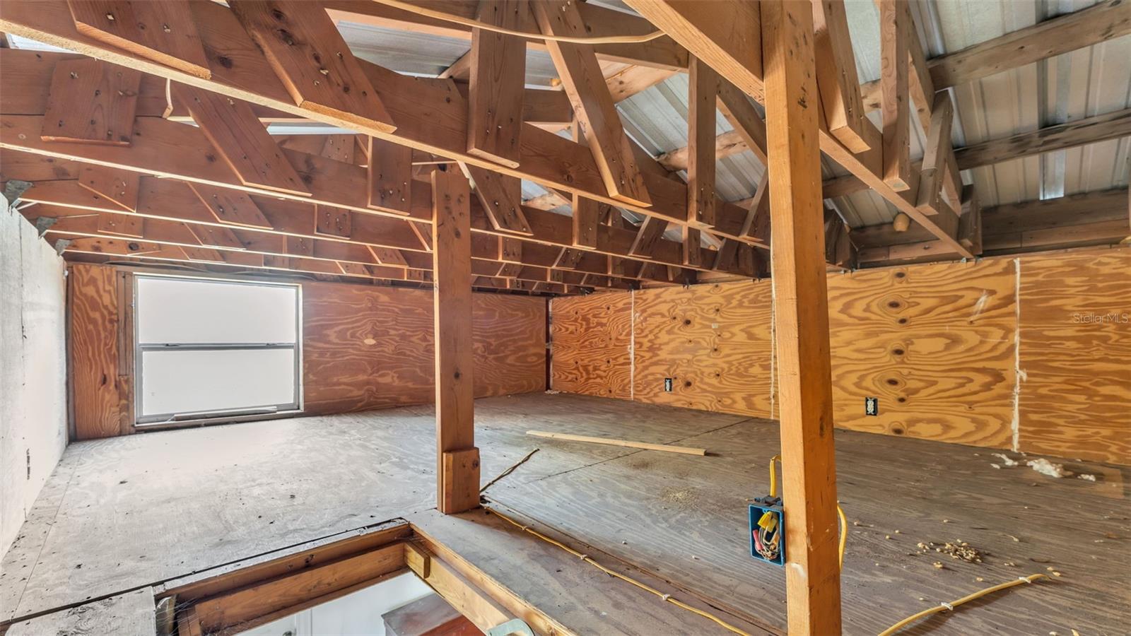 Image 35 of 38 For 606 3rd Street