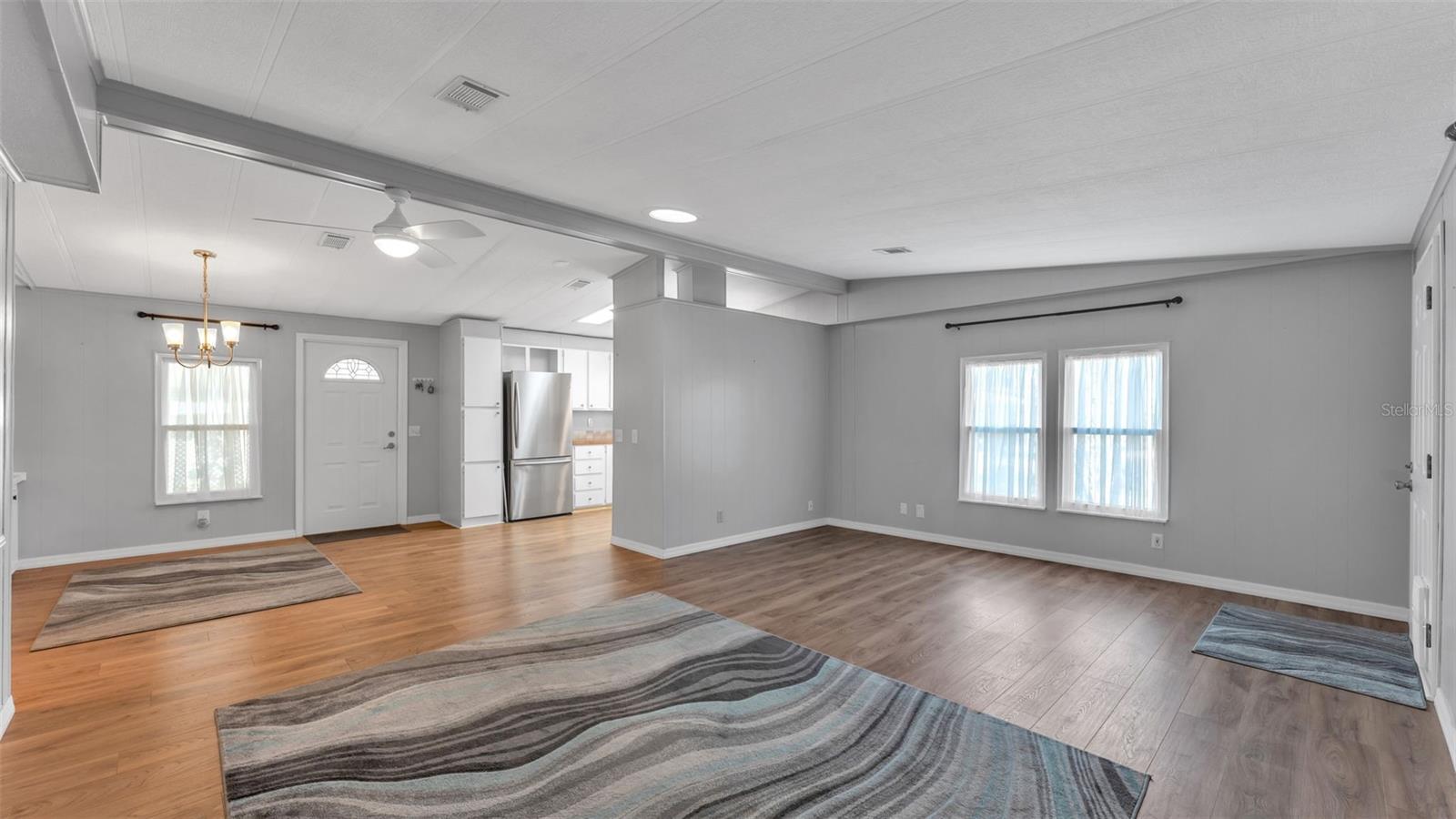 Image 11 of 59 For 5079 Lodgewood Drive