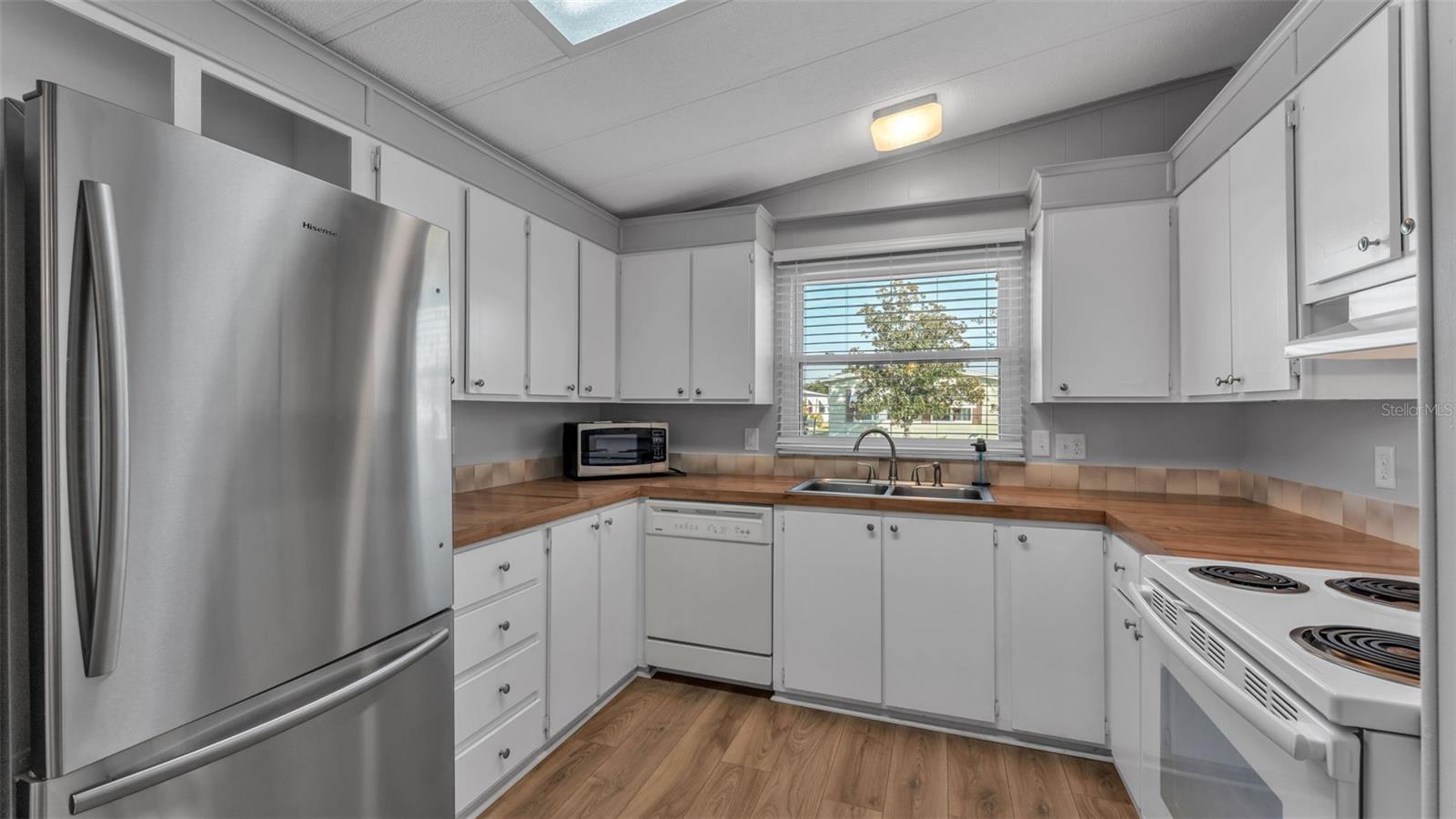 Image 16 of 59 For 5079 Lodgewood Drive