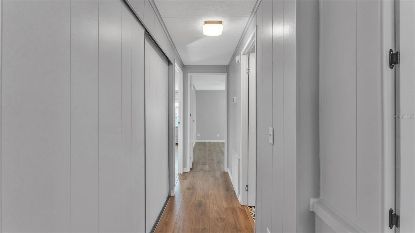 Image 19 of 59 For 5079 Lodgewood Drive