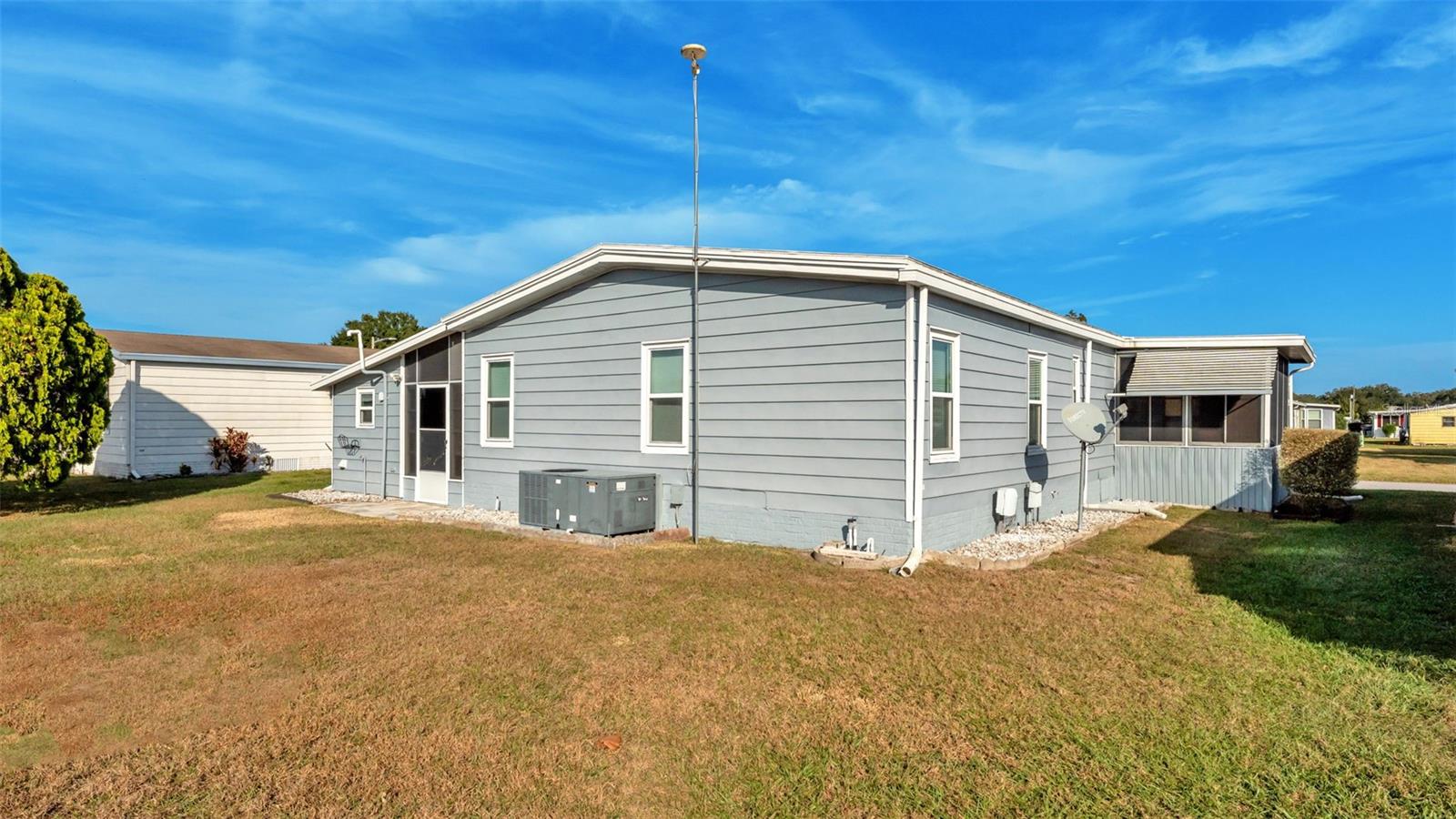 Image 39 of 59 For 5079 Lodgewood Drive