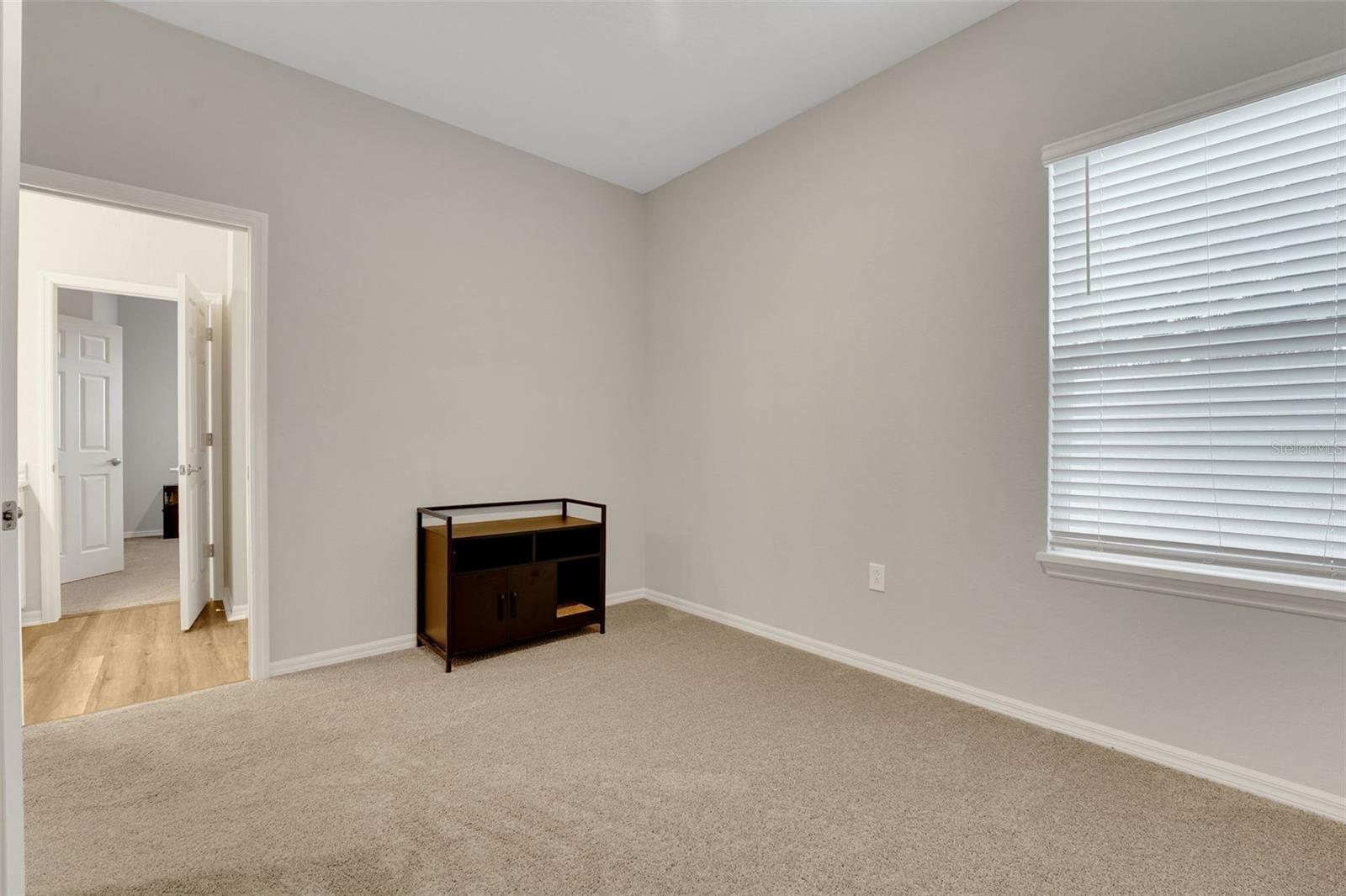 Image 28 of 43 For 647 Bentley North Drive