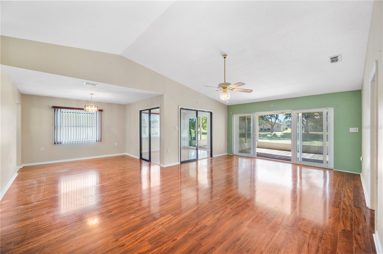 Image 3 of 42 For 550 Eagle Run