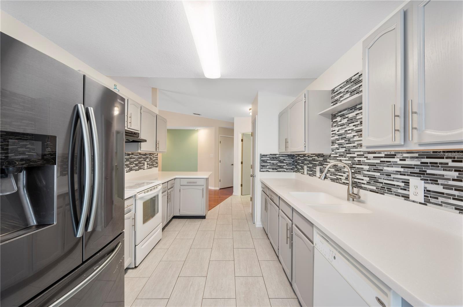 Image 9 of 42 For 550 Eagle Run