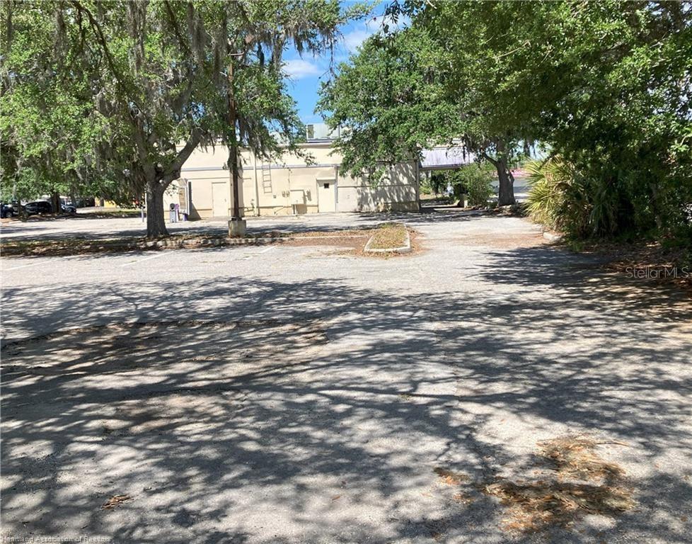 Image 13 of 16 For 939 6th Avenue