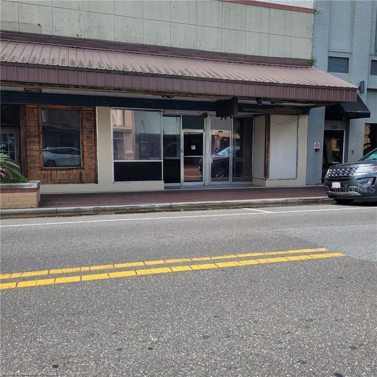 Image 3 of 4 For 121 Main Street