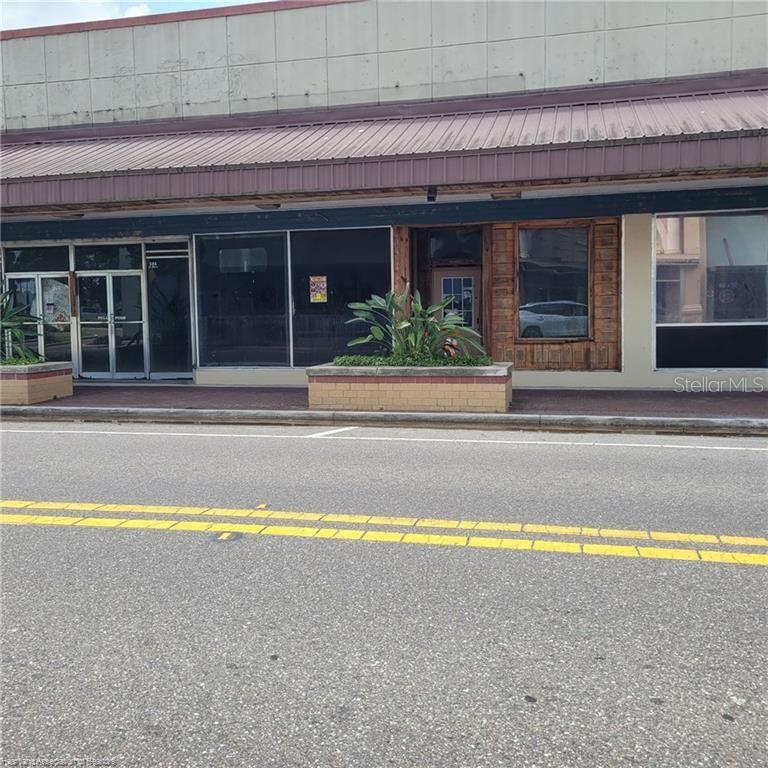 Image 4 of 4 For 121 Main Street