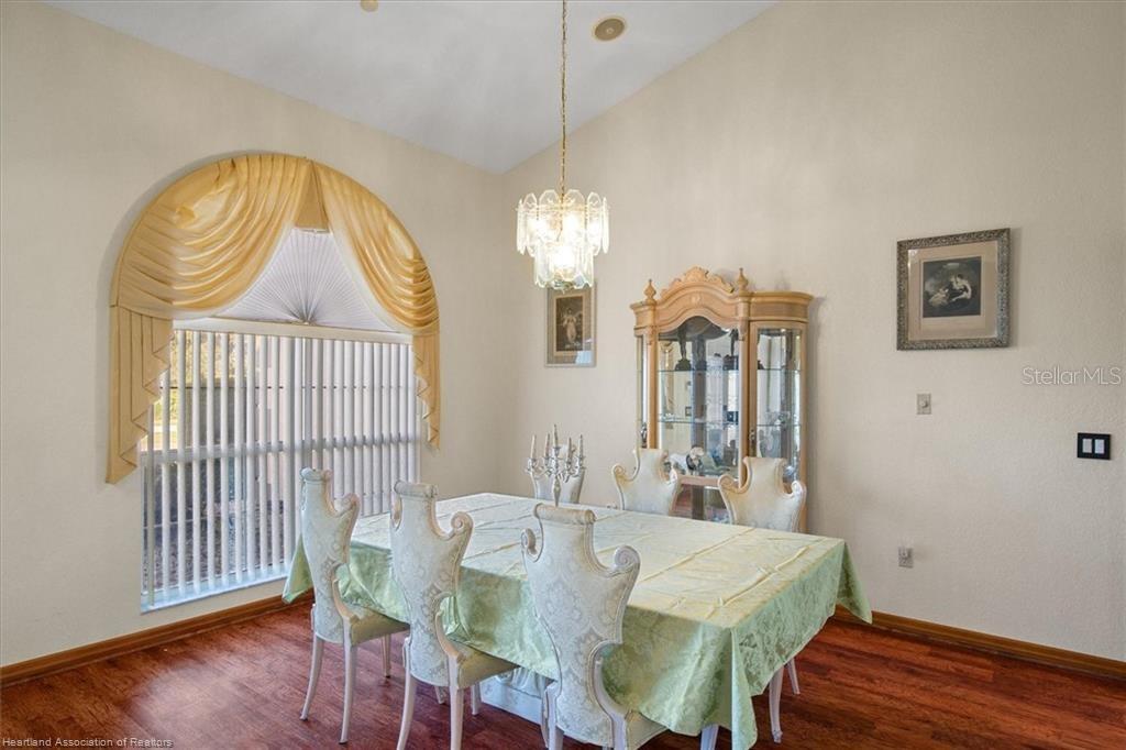 Image 16 of 50 For 631 Sunset Pointe Drive