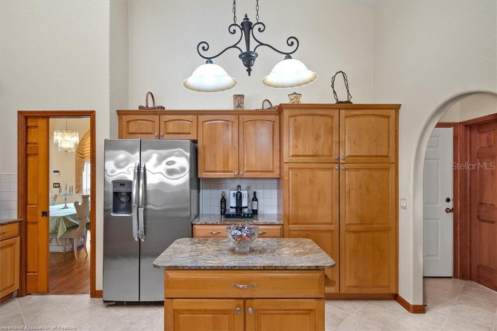 Image 22 of 50 For 631 Sunset Pointe Drive