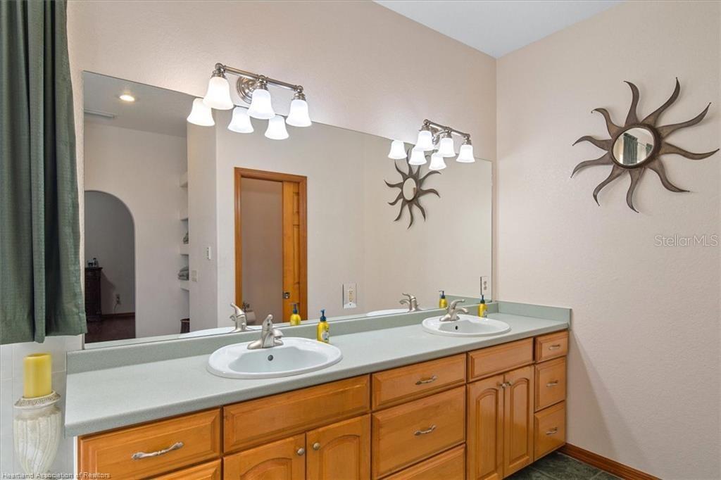 Image 31 of 50 For 631 Sunset Pointe Drive