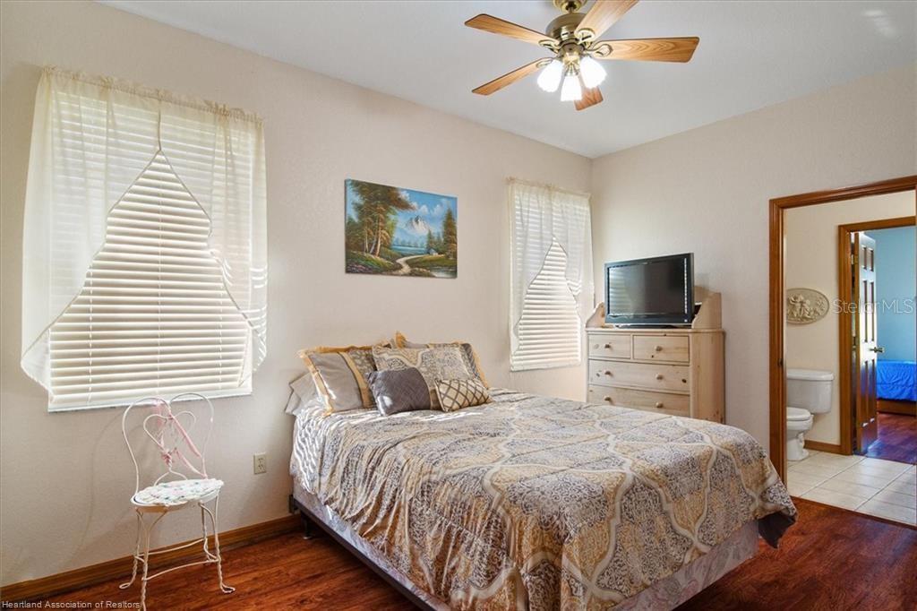 Image 40 of 50 For 631 Sunset Pointe Drive