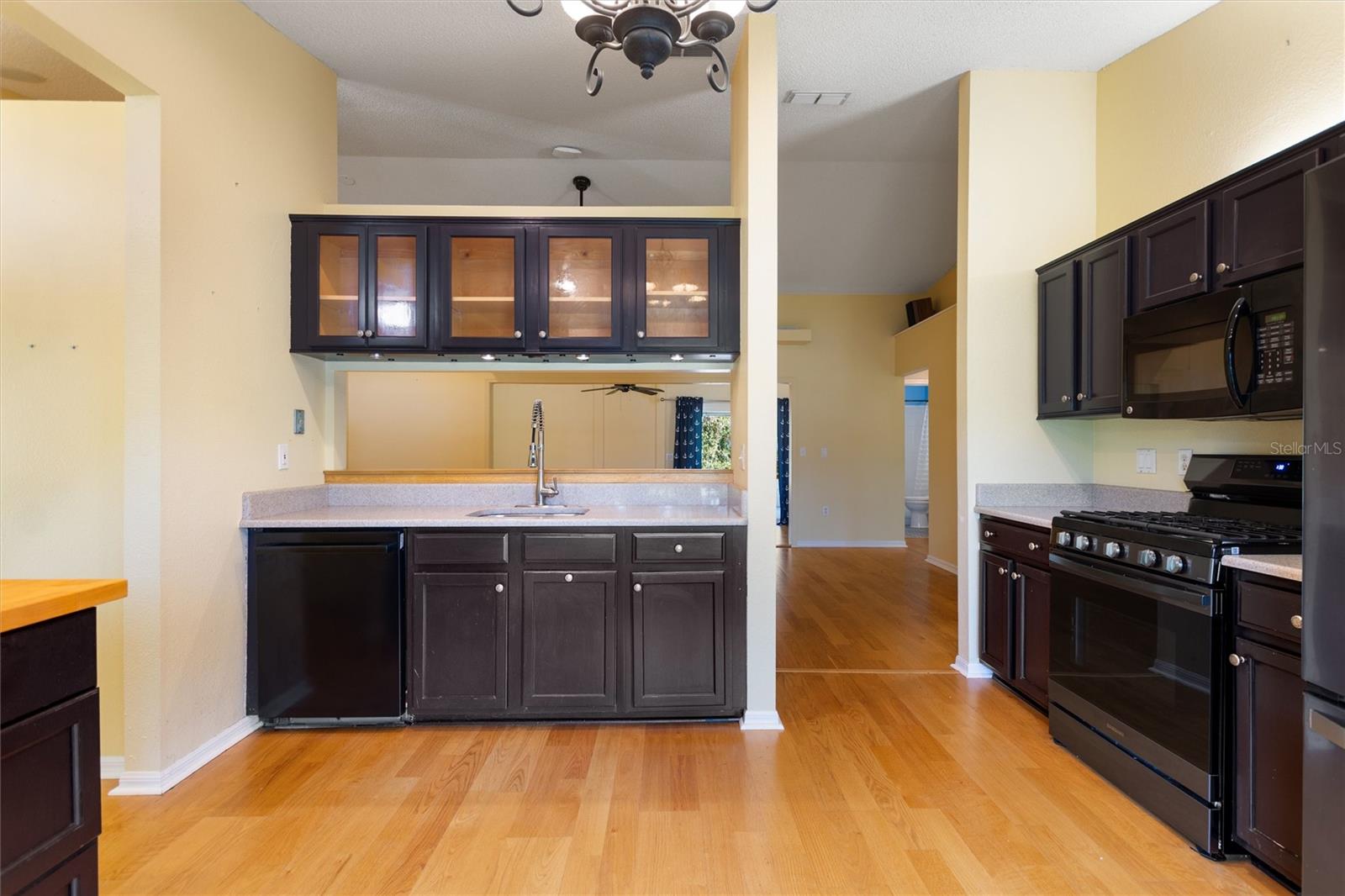 Image 11 of 36 For 4516 Ashford Drive