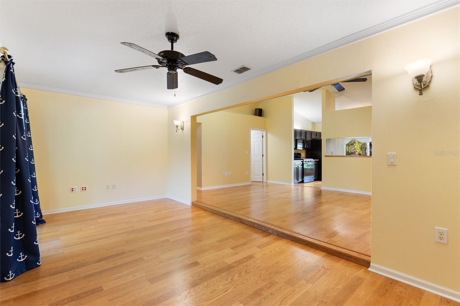 Image 15 of 36 For 4516 Ashford Drive