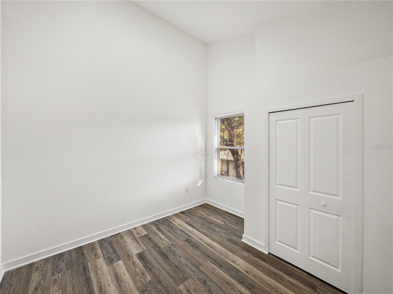 Image 30 of 49 For 717 13th Street