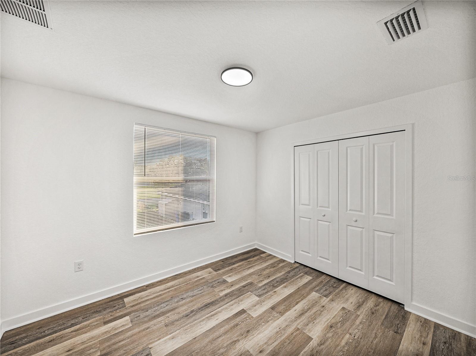 Image 34 of 49 For 717 13th Street