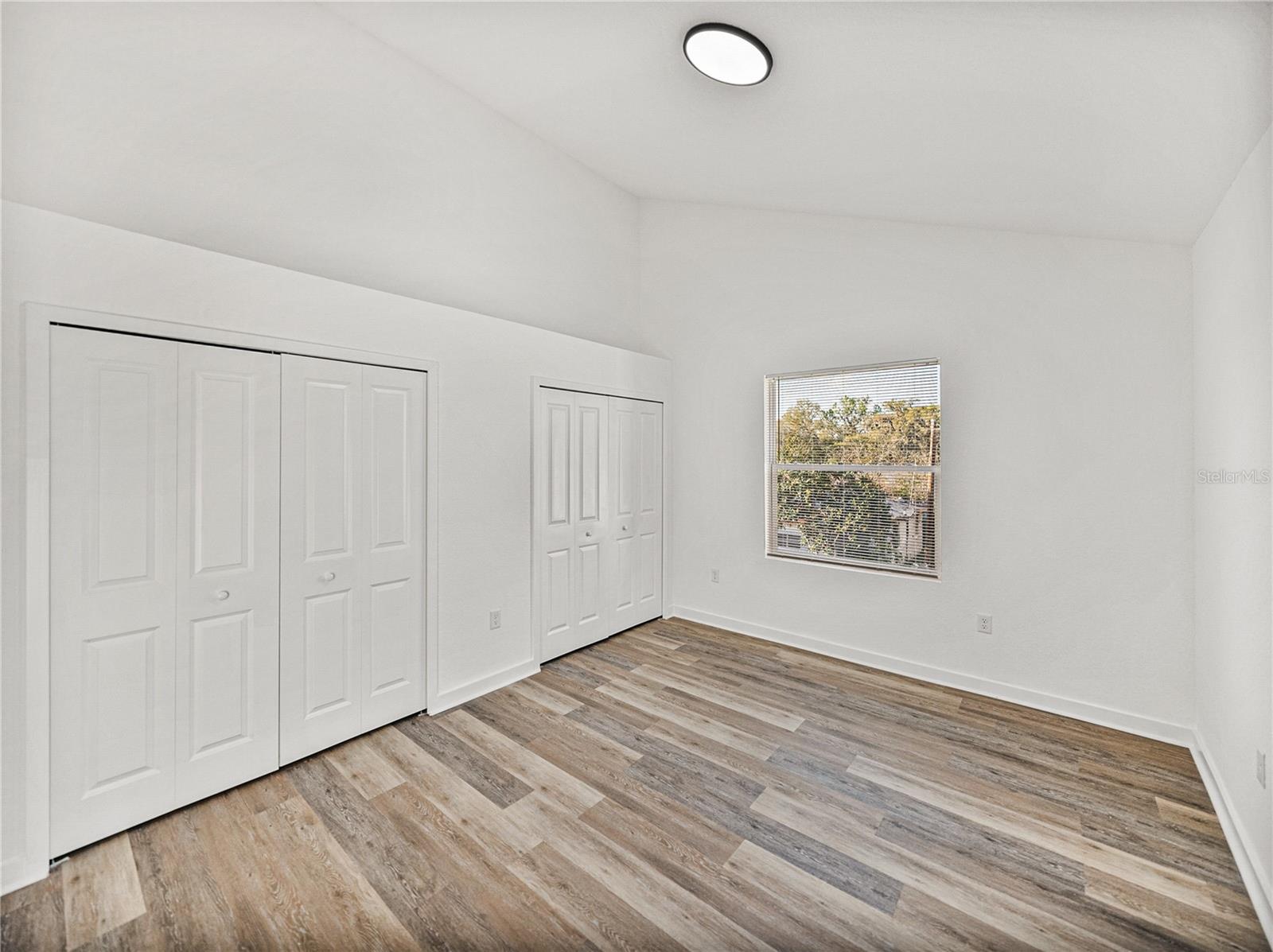 Image 37 of 49 For 717 13th Street