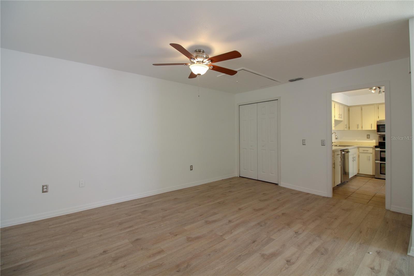 Image 5 of 15 For 1018 Station Street