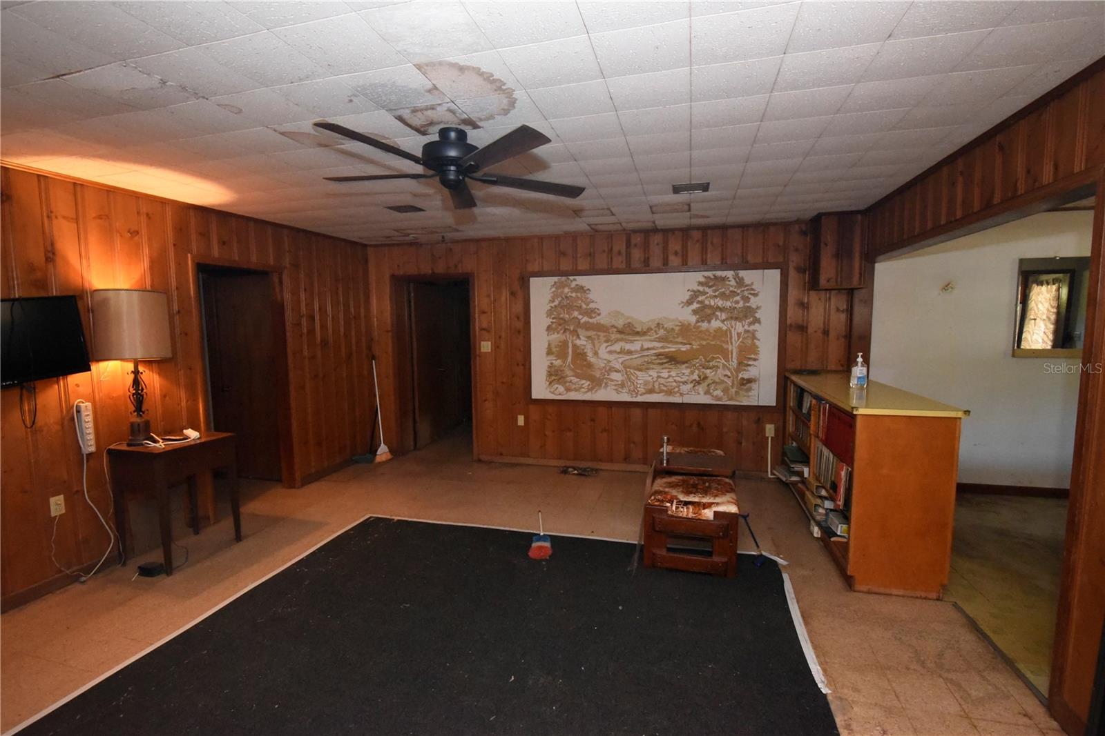 Image 14 of 49 For 609 Hickory Lane