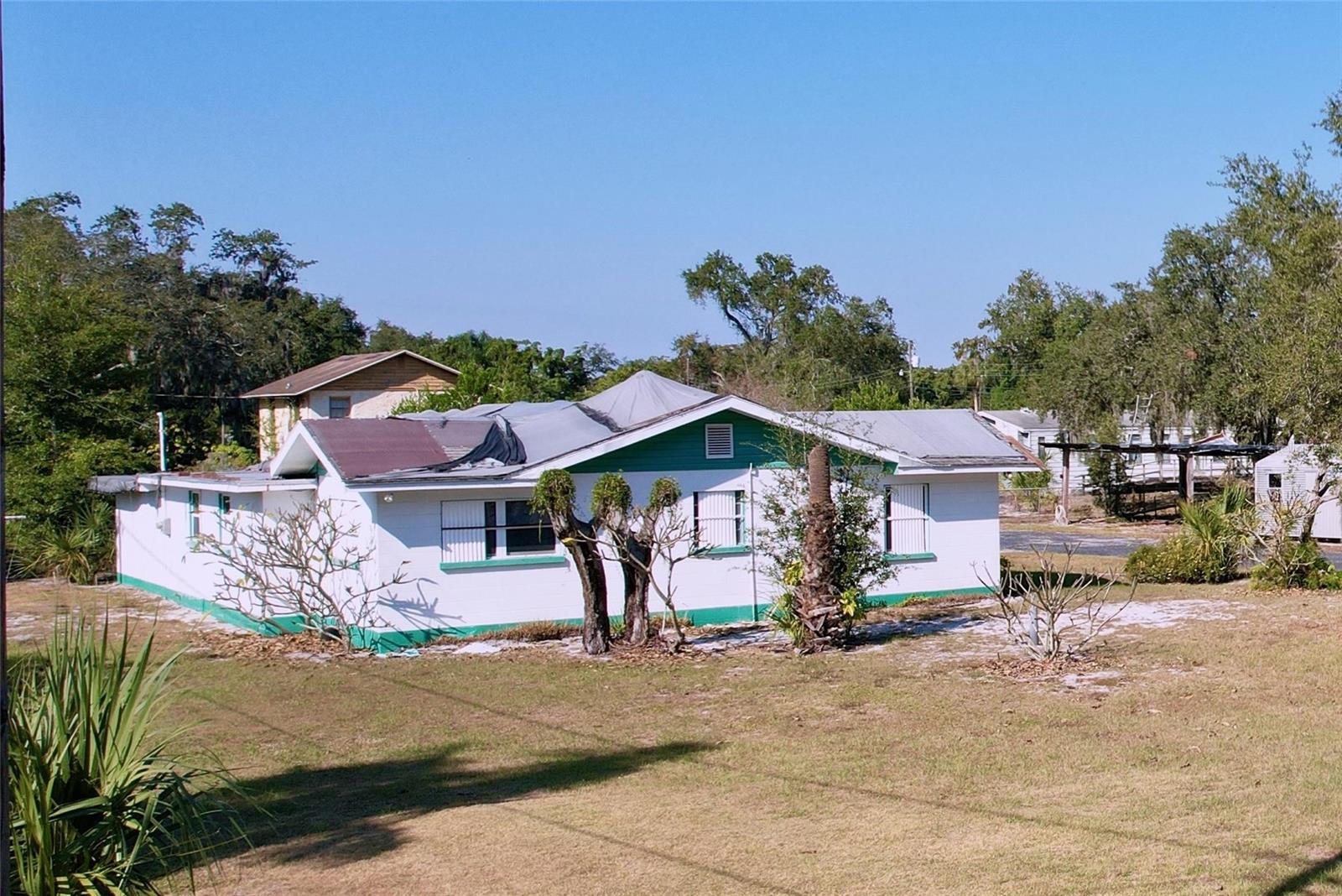 Image 23 of 49 For 609 Hickory Lane