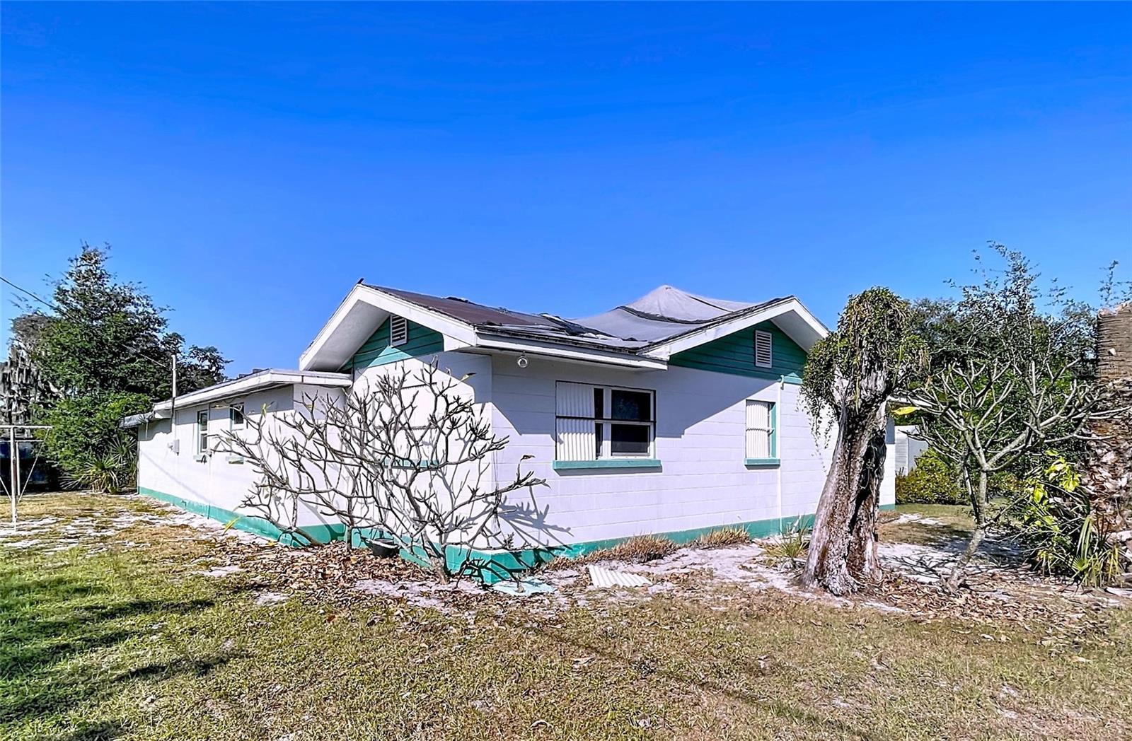 Image 24 of 49 For 609 Hickory Lane